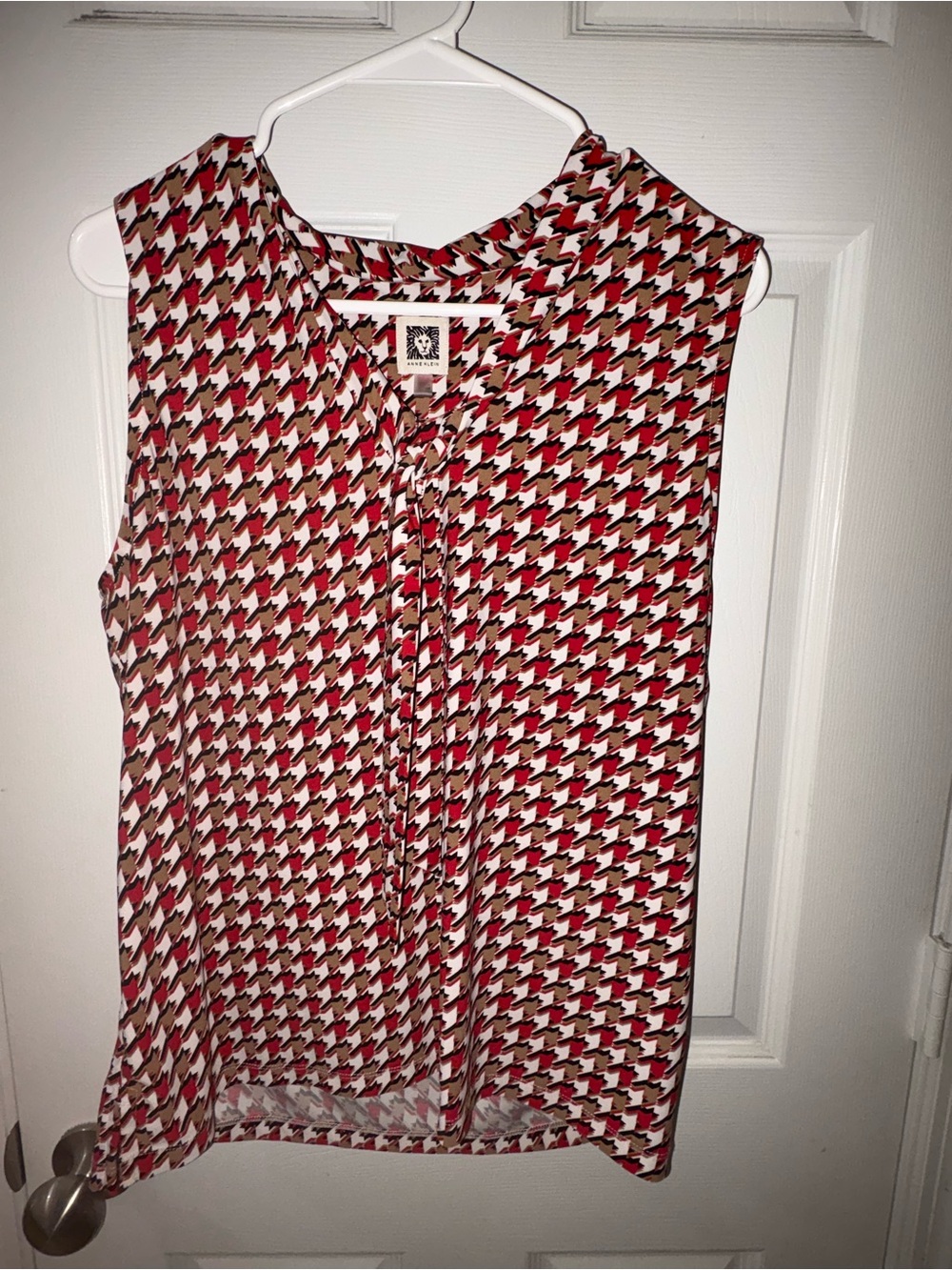 Anne Klein Red, Cream & Black Houndstooth Sleeveless Camisole